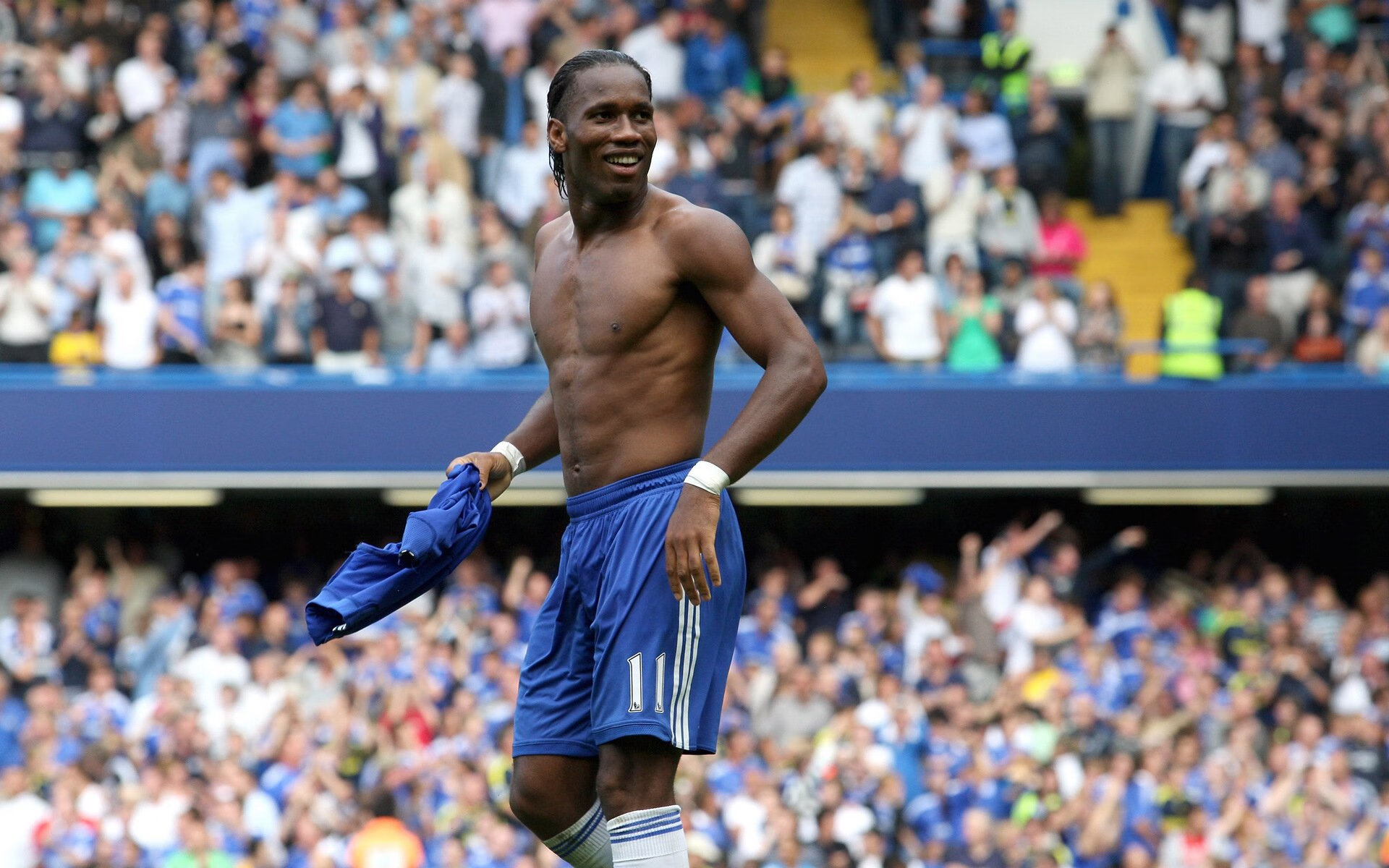 史上最年轻的“欧洲冠军射手”登场，最年轻的欧冠金靴